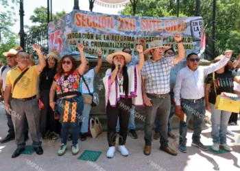Foto: Adrián Gaytán // Retoma la Sección 22 protestas para presionar contra la Reforma Educativa de Peña-AMLO.