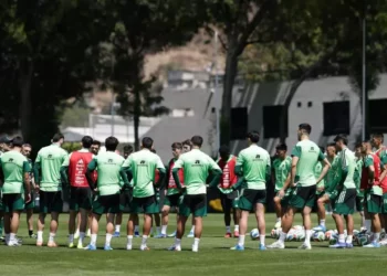 ¡Ultimátum en el Tri! Javier Aguirre amenaza con dejar fuera a figuras de Chivas y Toluca para el Mundial