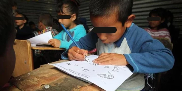 ¿Adiós a las tareas escolares? Morena propone reducirlas en las escuelas