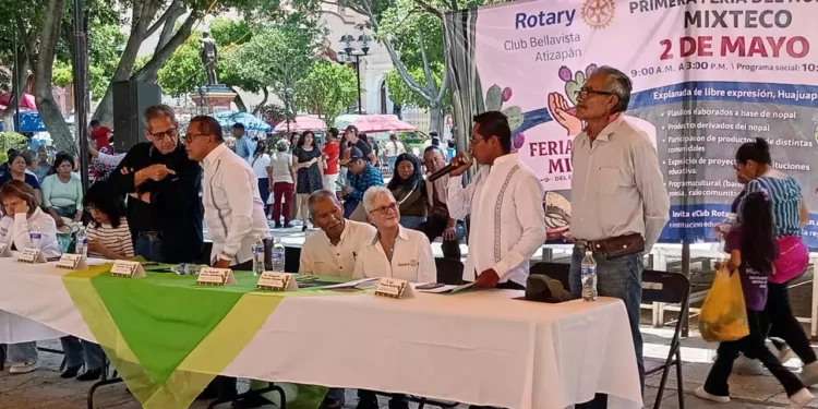 Foto: IGAVEC // Trabajan en productos derivados del nopal, como frituras elaboradas con la carne y usando la piel como una especie de cuero.
