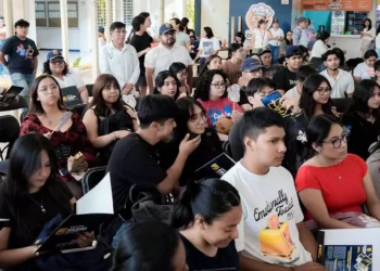 Foto: redes sociales // Universitarios han dado cuenta de excesos en gasto de campaña del aspirante oficial a la rectoría.