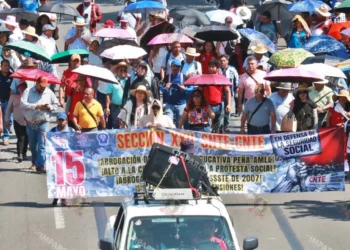 Foto: Adrián Gaytán // Rechaza CNTE incremento del 9%; ¿dónde está el resto? señalan al menos tres secciones y la 22.
