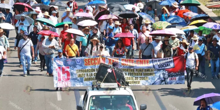 Foto: Adrián Gaytán // Rechaza CNTE incremento del 9%; ¿dónde está el resto? señalan al menos tres secciones y la 22.