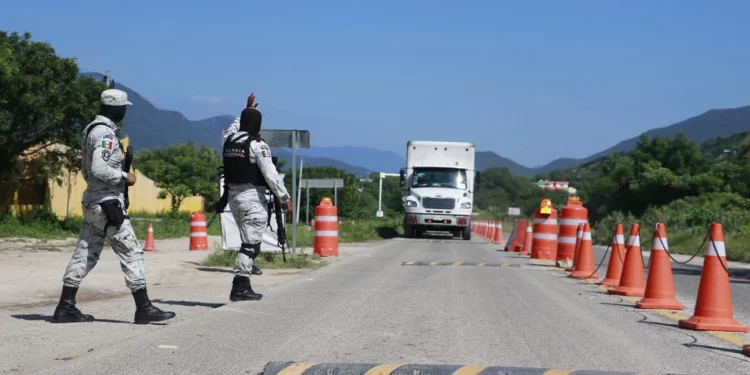 Dan dientes a la Guardia Nacional para infraccionar en vías federales