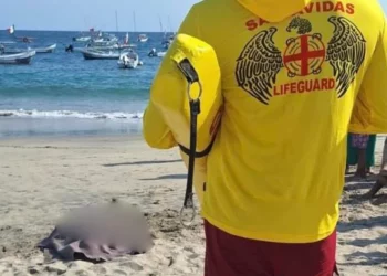 Turista estadounidense muere ahogado tras ser arrastrado por corriente marina