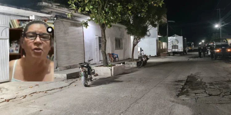 Elementos de la Policía Estatal y de la AEI inspeccionan la calle José María Morelos y Pavón, lugar donde sicarios ejecutaron a un joven de 26 años.