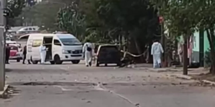 Asesinan a balazos a joven en Santa Cruz Amilpas; agresor escapó en motocicleta