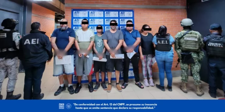 Caen seis personas tras ataque armado en tianguis de Huajuapan; un menor resultó herido
