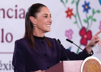 La presidenta de México anunció el envío de una reforma al Congreso para postergar los comicios judiciales a junio de 2028 y facilitar el escrutinio a los votantes.