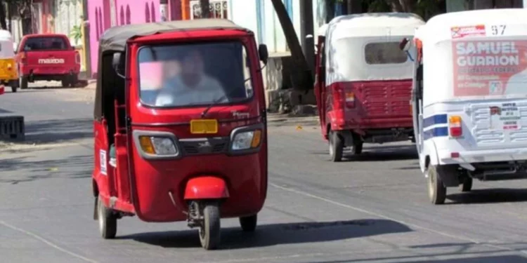 ¡Caos sobre ruedas! Juchitán impone control estricto a mototaxis tras vinculación con delitos