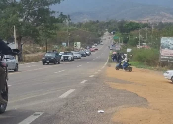 Sección 22 levanta bloqueos en accesos a Oaxaca tras hechos violentos en Mitla