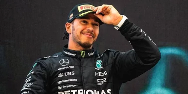 Tres ruedas hacia el oro: el final de locura de Hamilton en Silverstone
