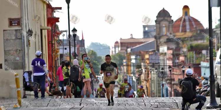 Fotos: Leobardo García Reyes // El fin de semana se realizó la Carrera del Día del Padre.