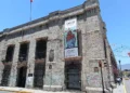 El MUPO es un recinto que abrió al público el 1 de octubre de 2004. Se fundó para que “albergara la plástica de grandes artistas oaxaqueños”.