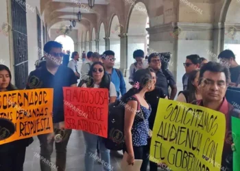 Foto: Archivo El Imparcial // Los músicos llevaron su inconformidad al Palacio de Gobierno, en donde pidieron audiencia con el gobernador.