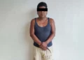 Agentes estatales realizaron el traslado del detenido en la región del Istmo para que comparezca ante las autoridades judiciales.