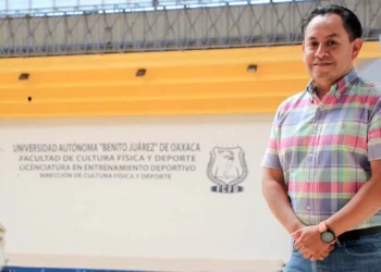 El nuevo responsable del deporte invita a estudiantes a nuevo ingreso a reportarse en el área de actividad física.