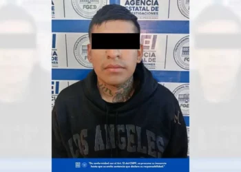 El sujeto J.I.B.B. fue capturado por la AEI por los delitos de extorsión y violación a la intimidad sexual.