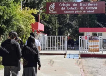 Foto: Archivo El Imparcial // El programa “Mi derecho, mi lugar” ha generado confusión y disgustos entre madres y padres de familia con hijos que ingresarán al nivel medio superior sin presentar examen.