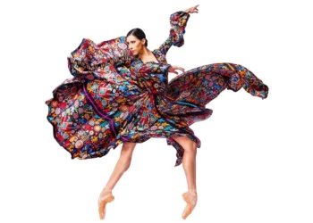 Elisa Carrillo Cabrera, considerada la mejor bailarina de ballet en México, fue parte de la gala de inauguración del Centro Cultural Álvaro Carrillo.