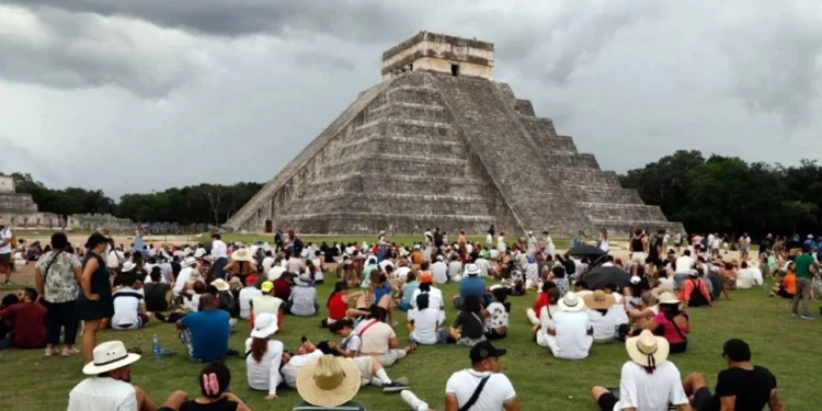 La decisión fue tomada como medida preventiva para salvaguardar la seguridad de visitantes.