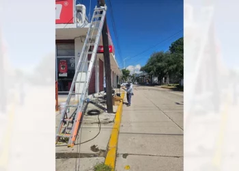 El corte de redes incomunicó de manera simultánea al centro del municipio y a las agencias rurales aledañas.