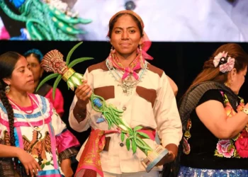 Enid Azucena Torres Agustiniano representará a los pueblos originarios y afromexicanos durante la Guelaguetza.