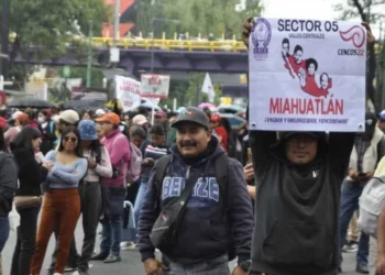 Foto: CENCOS // Arrinconan a la CNTE por el mundial; insiste en protestar