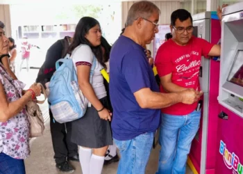 ¿Pagar más por no tener tarjeta? BinniBus inicia cobro diferenciado en Oaxaca