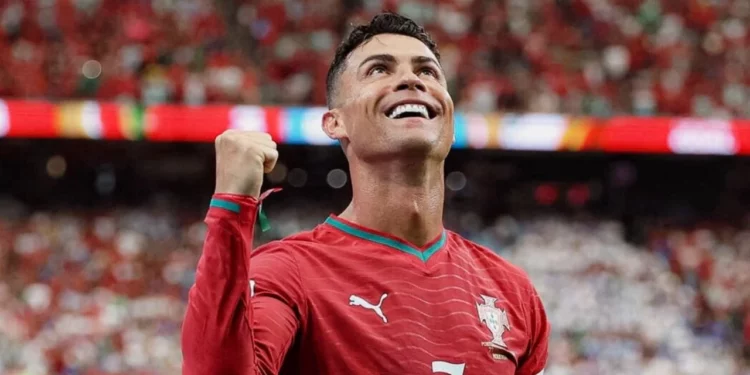 ¡SIUUUUUUU! Cristiano Ronaldo rompe la sequía y es el único en anotar en 6 mundiales consecutivos