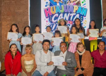 Diez niñas y niños avanzaron a la final del primer Concurso de Canto Infantil "Huajuapan Canta con UNICAM".