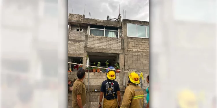 Elementos de Bomberos y Protección Civil notificaron formalmente al dueño.