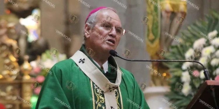 Foto: Adrián Gaytán // Monseñor pidió no olvidarse de Dios en las próximas fiestas de Guelaguetza.