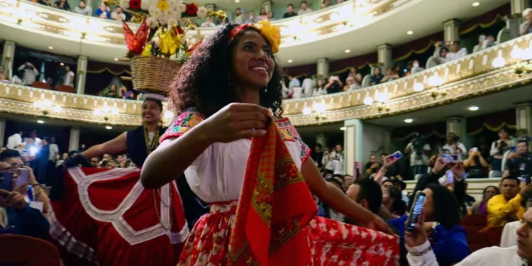 En el certamen fue elegida la joven afromexicana Enid Azucena Torres Agustiniano.