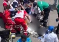 VIDEO | Se infarta aficionado y es reanimado en plena zona de acceso del estadio ciudad de México