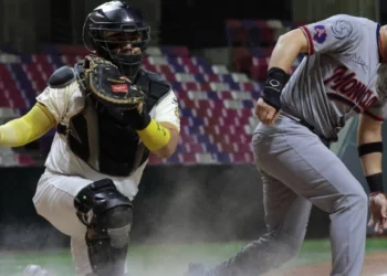 Acereros de Monclova pegan primero y congelan a los Guerreros de Oaxaca en el Estadio YU’VA