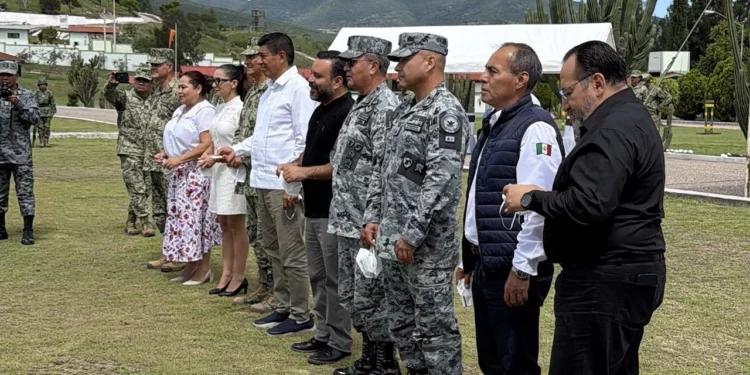 Foto: Defensa // Incineración de droga en el campo militar de Miahuatlán.