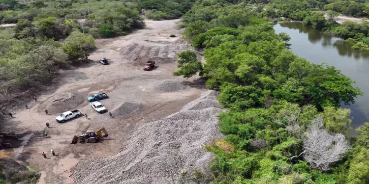 Las actividades detectadas ocasionaban alteraciones al cauce natural del río.