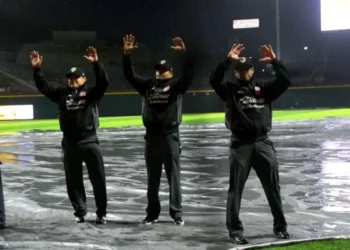 Tláloc interrumpe el juego en el Estadio YU’VA: Suspenden por lluvia el Guerreros vs El Águila