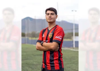 Maximiliano busca aportar al equipo de Tercera División.