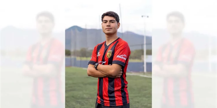 Maximiliano busca aportar al equipo de Tercera División.