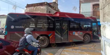 Foto: Lisbeth Mejía // Protestas y plantón afectan la efectividad del servicio que ofrece el BinniBus.