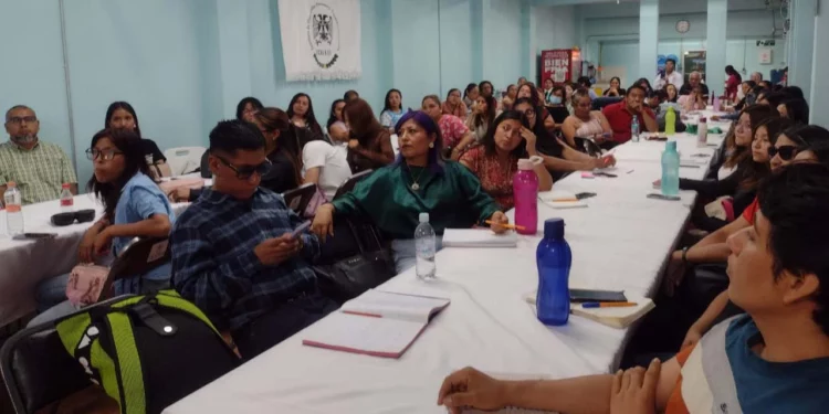 Psicólogos, pedagogos, docentes y directivos de instituciones educativas conocieron los alcances del proyecto.