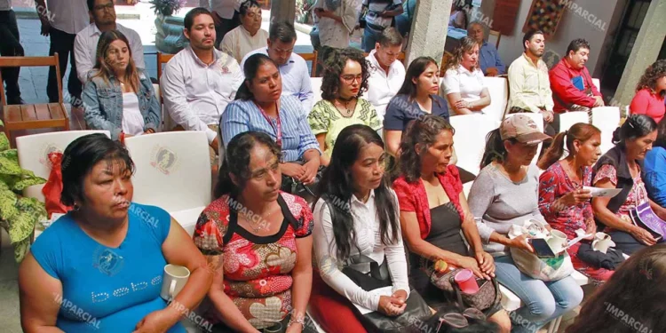 Foto: Archivo El Imparcial // Trabajadoras del hogar inscritas al IMSS.