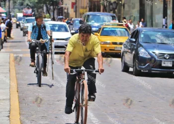 Foto: Archivo El Imparcial // Transitar en bicicleta por la ciudad representa ya un verdadero peligro.