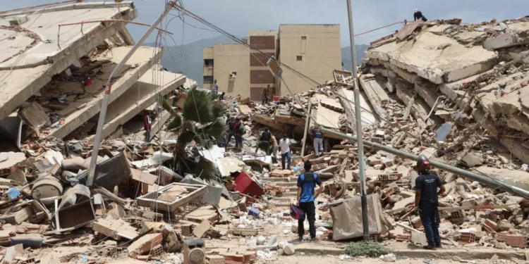 ¡Entre escombros y réplicas! Venezuela suma 589 muertos tras el devastador terremoto