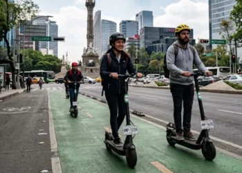 ¿Tienes un scooter eléctrico en CDMX? Así será el nuevo registro obligatorio de placas y multas en 2026