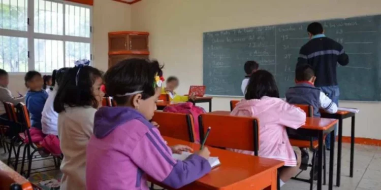 Alumnos de Oaxaca pierden el 19% del ciclo escolar 2025-2026 por paros de la CNTE