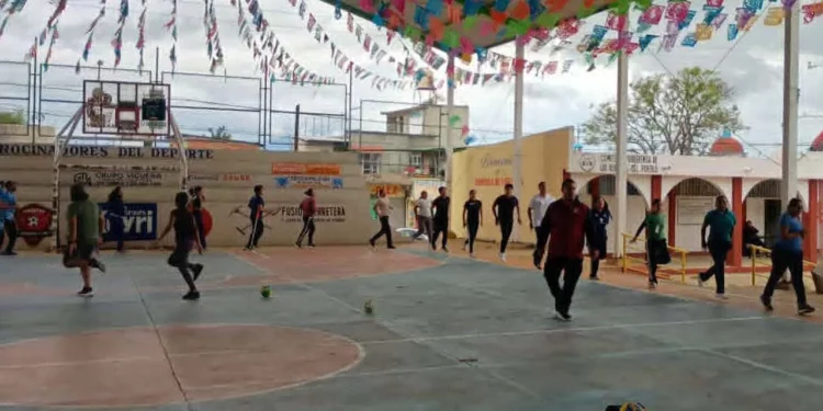 Este viernes se puso en marcha el Curso de Balonmano.
