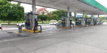 Paro laboral provoca cierre de gasolineras en Huatulco, Puerto Escondido y Barra de Colotepec